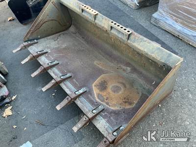 Skid Steer Bucket Attachment (Used)