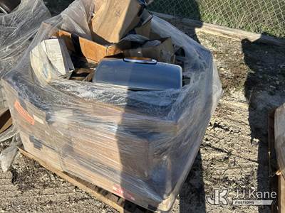 Pallet of Assorted Truck Parts (Camshaft Brakes, Camshafts, Kubota, Cat)