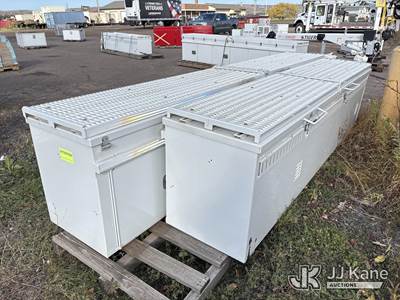 Used White Painted Aluminum Boxes with Grip Strut Tops, 162 in & 152 in Long