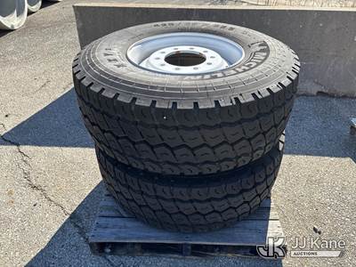 Pair Of Michelin 425/65R22.5 Tires W/Rims