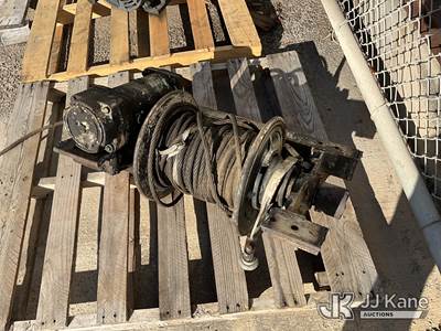 Truck Winch (Condition Unknown)