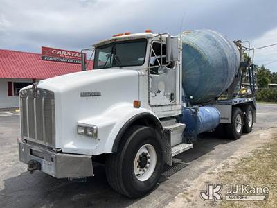 2005 Kenworth T800 T/A Concrete Mixer Truck