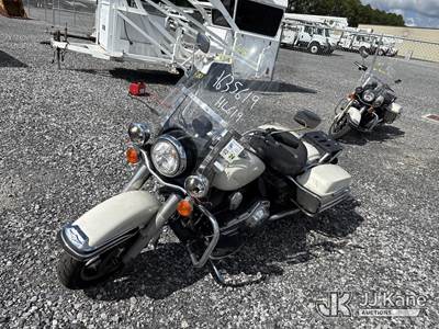 2015 Harley-Davidson FLHP Motorcycle
