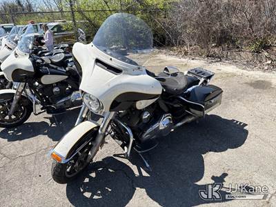 2016 Harley-Davidson FLHTP Motorcycle