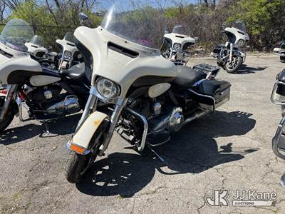 2016 Harley-Davidson FLHTP Motorcycle