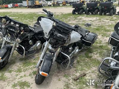 2015 Harley-Davidson FLHTP Motorcycle