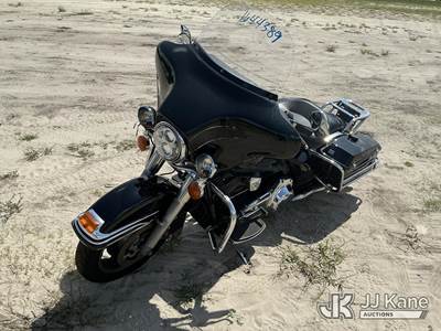 2013 Harley-Davidson FLHTP Motorcycle