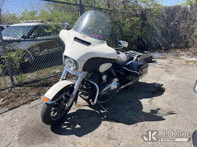2016 Harley-Davidson FLHTP Police Package Motorcycle