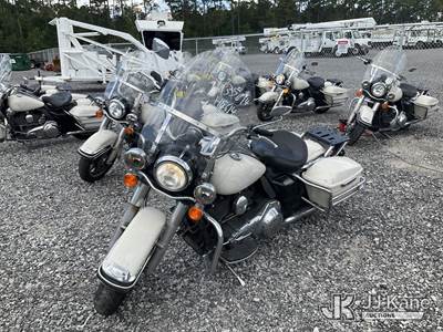 2015 Harley-Davidson Road King - FLHPI Motorcycle
