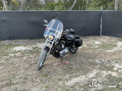 2005 Harley-Davidson XL 1200C Motorcycle