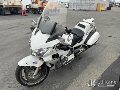 2005 Honda ST1300P Motorcycle