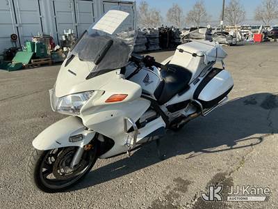 2015 Honda ST1300PA Motorcycle