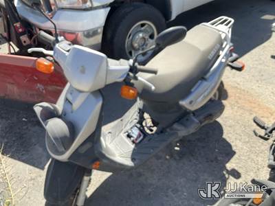 2004 Yamaha YW5 Scooter