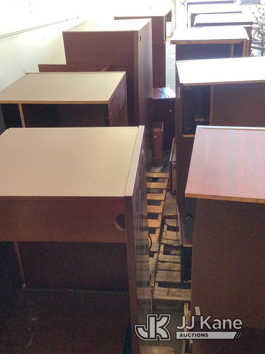 Wooden Office Desks (Used) For Sale El Cajon, CA 12344254