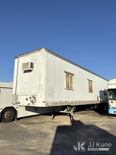 2000 Fruehauf T/A Office Van Body Trailer