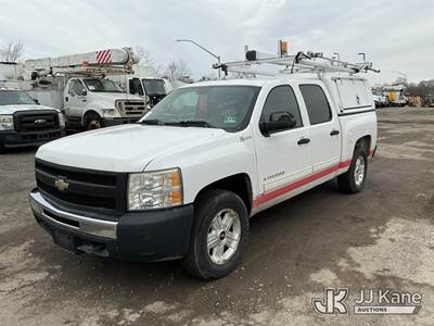 2010 Chevrolet 1500 Extended-Cab Pickup Truck