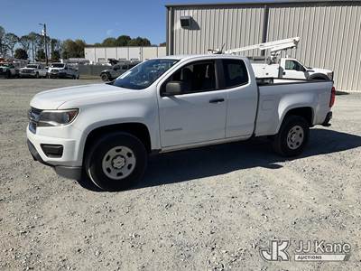 2017 Chevrolet Colorado Extended-Cab Pickup Truck