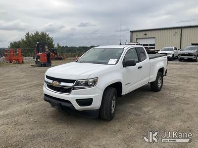 2017 Chevrolet Colorado Extended-Cab Pickup Truck