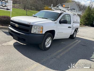 2010 Chevrolet Silverado 1500 2WD Hybrid Extended-Cab Pickup Truck