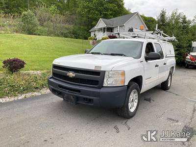 2010 Chevrolet Silverado 1500 2WD Hybrid Crew-Cab Pickup Truck