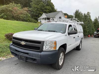 2010 Chevrolet Silverado 1500 2WD Hybrid Crew-Cab Pickup Truck