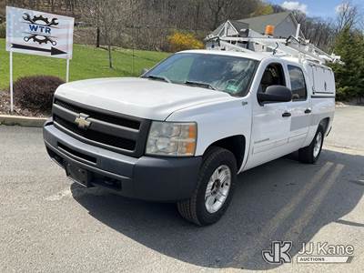2010 Chevrolet Silverado 1500 2WD Hybrid Crew-Cab Pickup Truck
