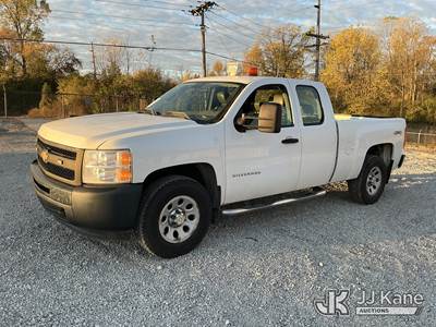 2012 Chevrolet Silverado 1500 Extended-Cab Pickup Truck