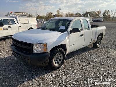 2009 Chevrolet Silverado 1500 4x4 Extended-Cab Pickup Truck