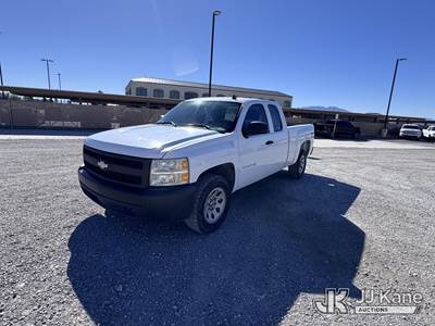 2007 Chevrolet Silverado 1500 Extended-Cab Pickup Truck