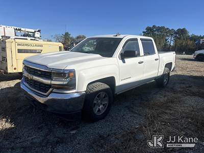 2018 Chevrolet Silverado 1500 4x4 Crew-Cab Pickup Truck