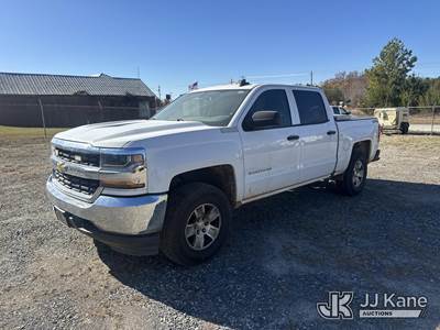 2018 Chevrolet Silverado 1500 4x4 Crew-Cab Pickup Truck