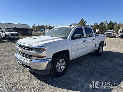 2018 Chevrolet Silverado 1500 4x4 Crew-Cab Pickup Truck