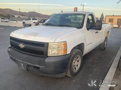 2007 Chevrolet Silverado 1500 Work Truck Long Box 2WD Pickup Truck
