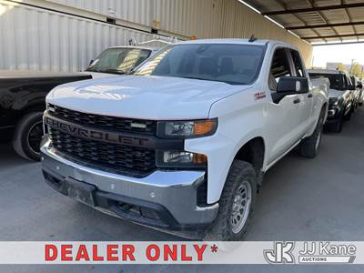 2021 Chevrolet Silverado 1500 Extended-Cab Pickup Truck