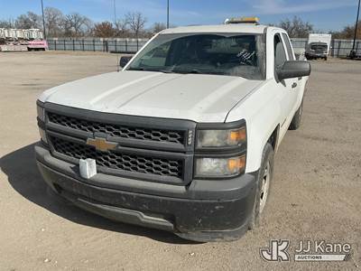 2015 Chevrolet Silverado 1500 Extended-Cab Pickup Truck