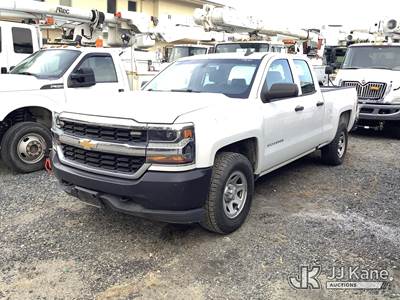 2018 Chevrolet Silverado 1500 4x4 Extended-Cab Pickup Truck