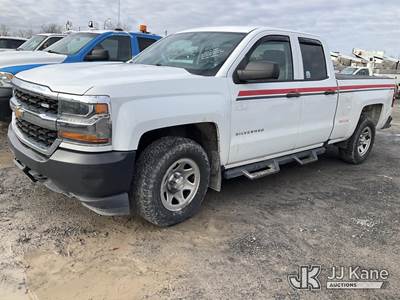 2019 Chevrolet Silverado 1500 4x4 Extended-Cab Pickup Truck