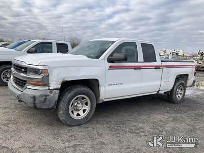 2019 Chevrolet Silverado 1500 4x4 Extended-Cab Pickup Truck