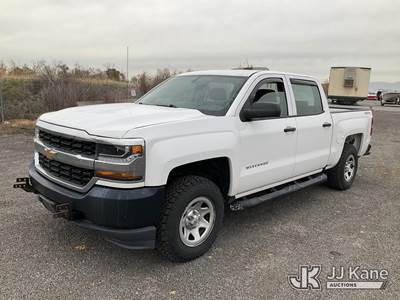 2017 Chevrolet Silverado 1500 4x4 Crew-Cab Pickup Truck