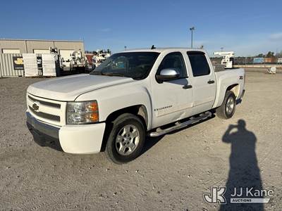 2008 Chevrolet Silverado 1500 4x4 Crew-Cab Pickup Truck