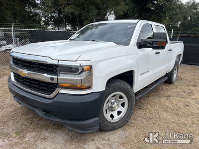 2017 Chevrolet Silverado 1500 4x4 Crew-Cab Pickup Truck