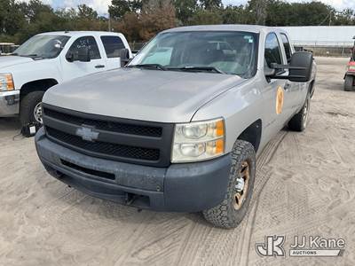 2009 Chevrolet Silverado 1500 Extended-Cab Pickup Truck