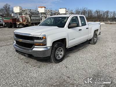 2018 Chevrolet Silverado 1500 4x4 Extended-Cab Pickup Truck
