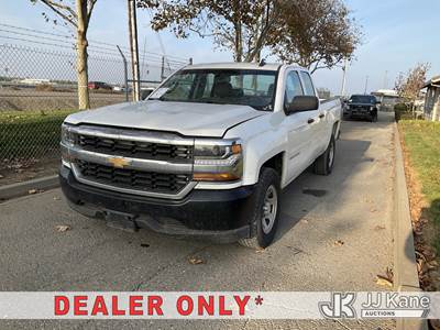 2016 Chevrolet Silverado 1500 Crew-Cab Pickup Truck