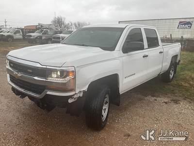 2018 Chevrolet Silverado 1500 Crew-Cab Pickup Truck