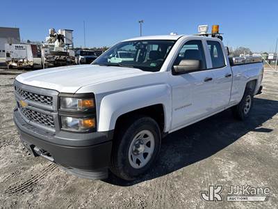 2015 Chevrolet Silverado 1500 Extended-Cab Pickup Truck