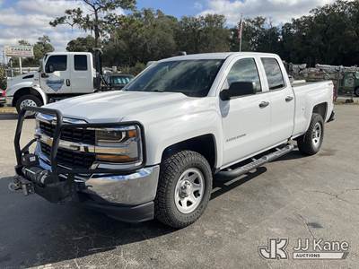 2019 Chevrolet Silverado 1500 4x4 Extended-Cab Pickup Truck