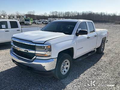 2018 Chevrolet Silverado 1500 4x4 Extended-Cab Pickup Truck