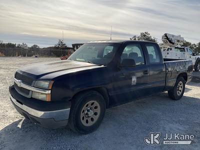 2005 Chevrolet Silverado 1500 Extended-Cab Pickup Truck