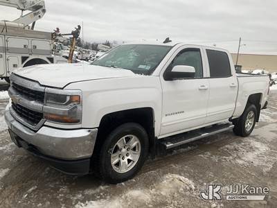 2018 Chevrolet Silverado 1500 4x4 Crew-Cab Pickup Truck